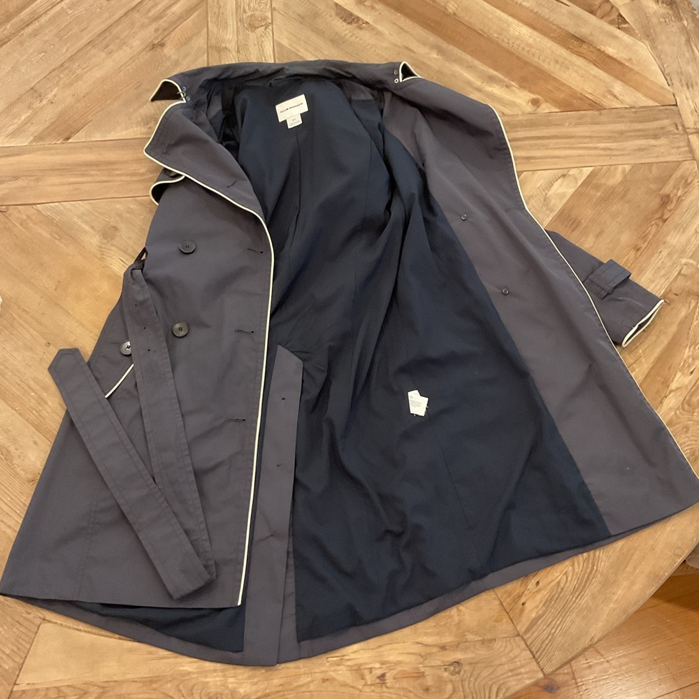 Club Monaco Trench Coat - Picture 5 of 10